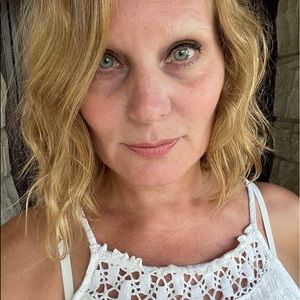 Meet your Posher, Minna